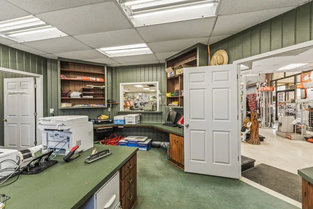 $4,000,000 | 1100 Winchester Highway, Fayetteville, TN 37334