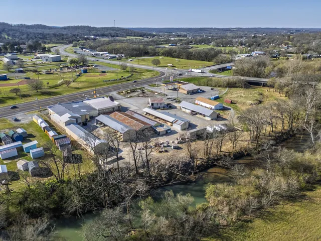 $4,000,000 | 1100 Winchester Highway, Fayetteville, TN 37334