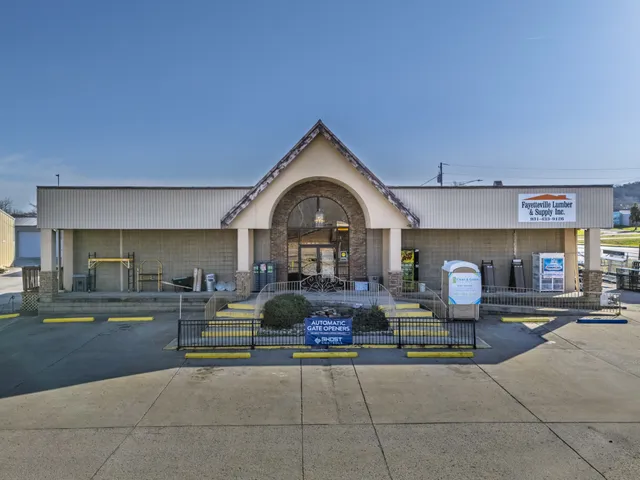 $4,000,000 | 1100 Winchester Highway, Fayetteville, TN 37334