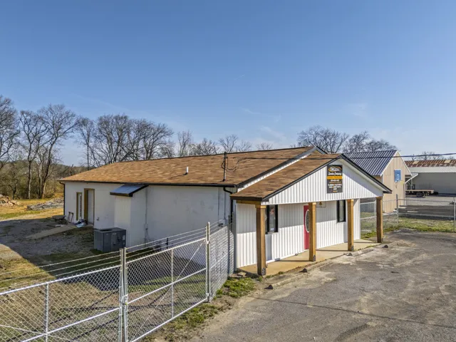 $4,000,000 | 1100 Winchester Highway, Fayetteville, TN 37334