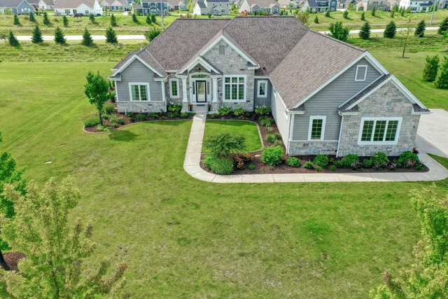 $1,149,000 | 3127 Monona Court, Summit, WI 53066