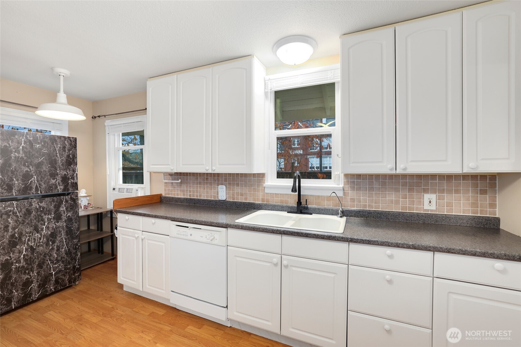 3807 South 34th Street Tacoma, WA 98409 - Photo 7 of 32