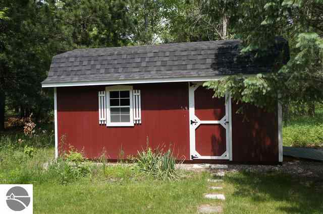 888 East River Road Traverse City, MI 49696 - Photo 8 of 39 1778640-7.JPG