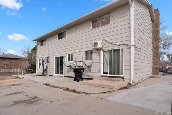 $850,000 | 14046 East 22nd Place, Aurora, CO 80011
