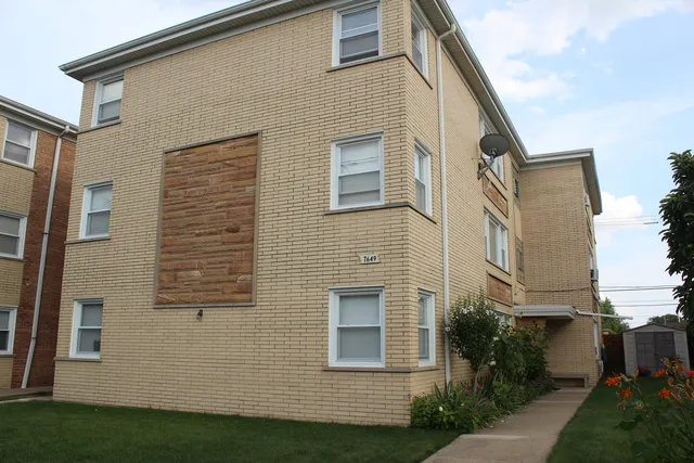 $1,380,000 | 7649 West Irving Park Road, Chicago, IL 60634