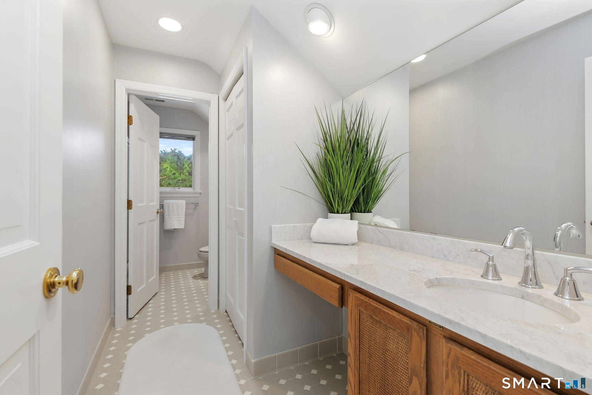 59 Emerald Lane Stamford, CT 06905 - Photo 20 of 37