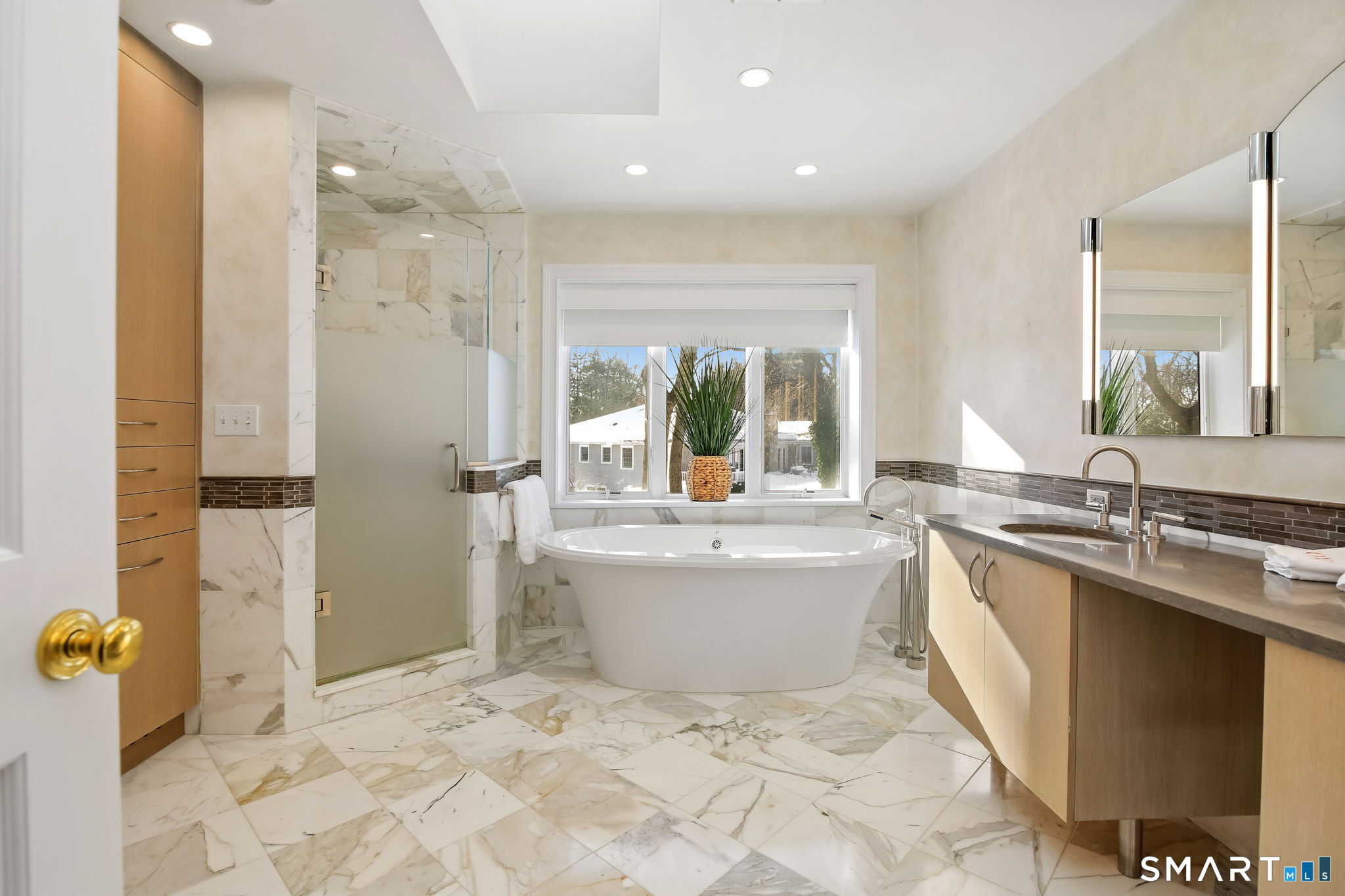 59 Emerald Lane Stamford, CT 06905 - Photo 25 of 37