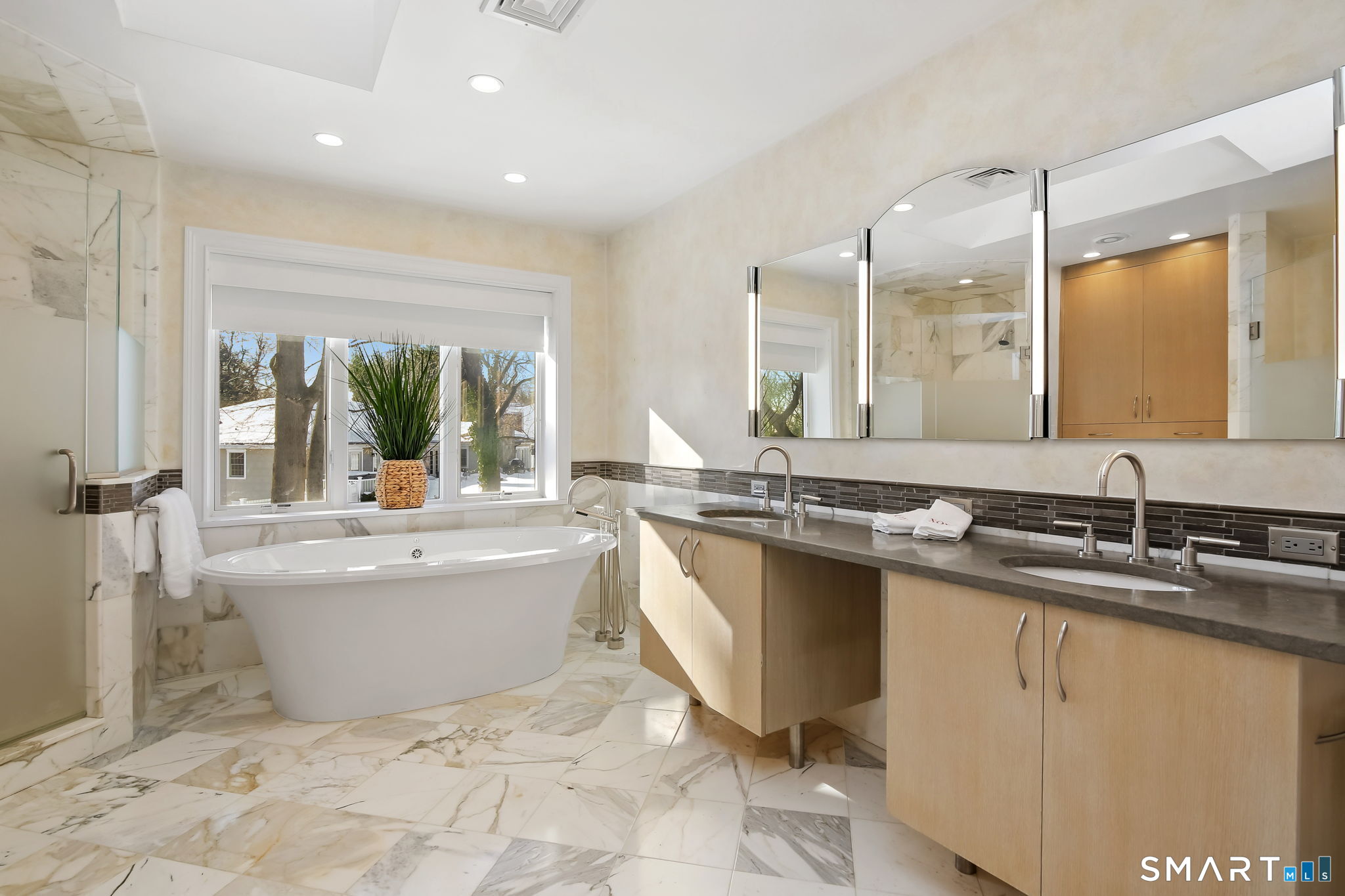 59 Emerald Lane Stamford, CT 06905 - Photo 26 of 37