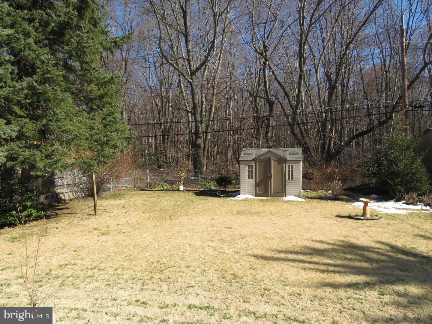 12003 Sewell Road Philadelphia, PA 19116 - Photo 15 of 20 Back Yard