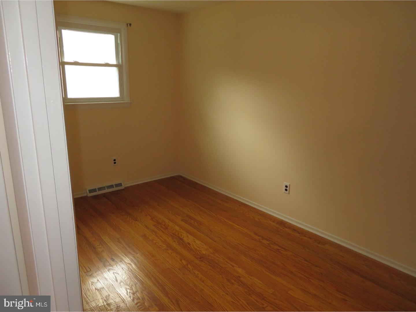 12003 Sewell Road Philadelphia, PA 19116 - Photo 6 of 20 Bedroom 3
