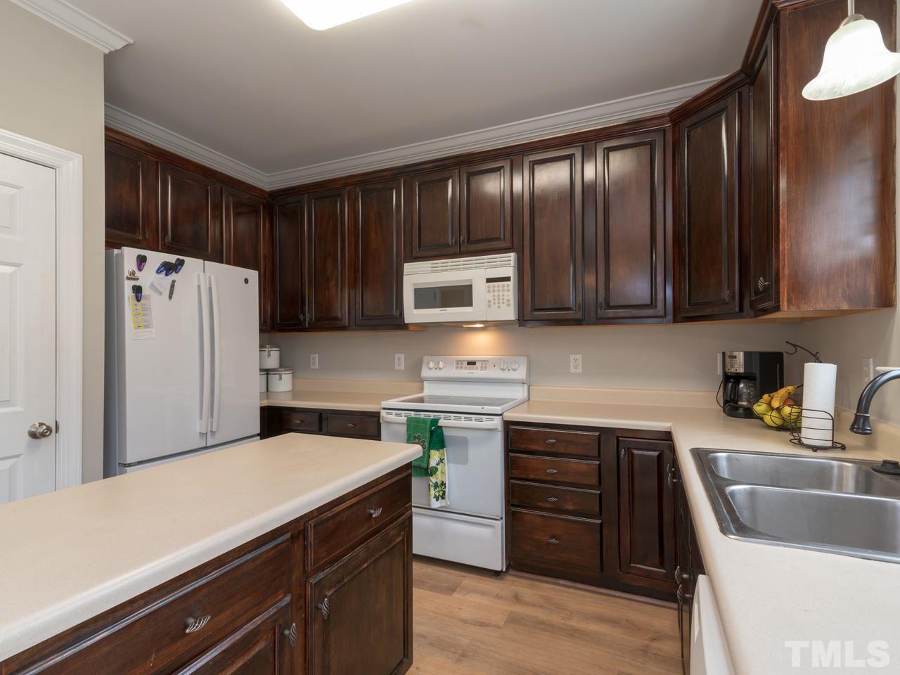 145 West Waycliff Road Henderson, NC 27537 - Photo 13 of 30 Gallery Image 13