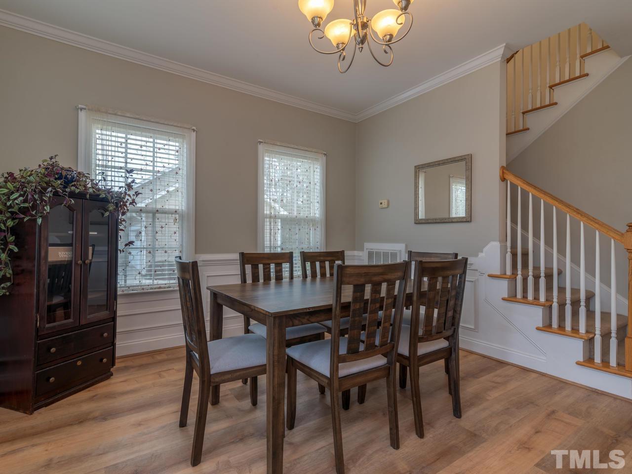 145 West Waycliff Road Henderson, NC 27537 - Photo 4 of 30 Gallery Image 4