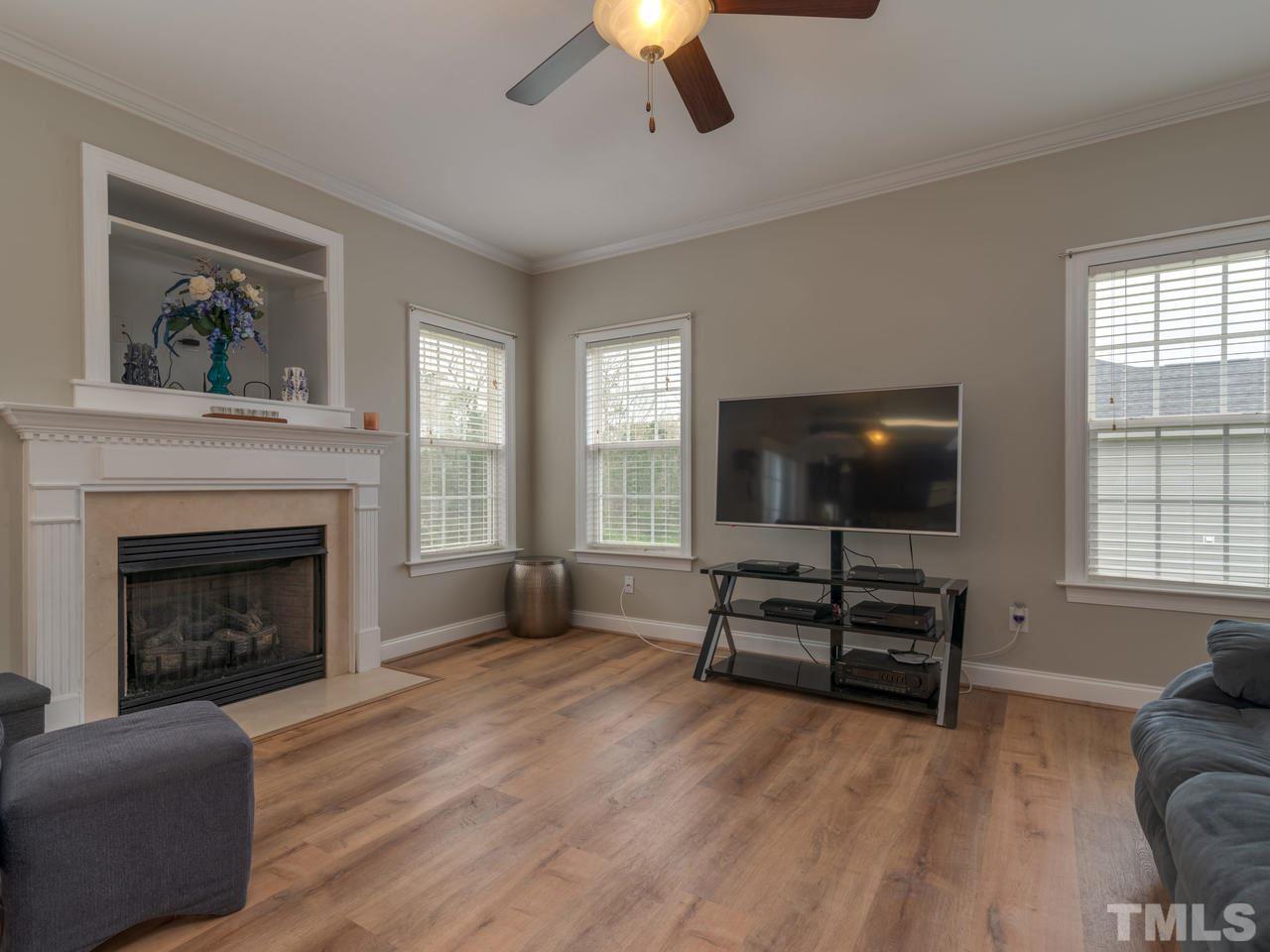 145 West Waycliff Road Henderson, NC 27537 - Photo 8 of 30 Gallery Image 8