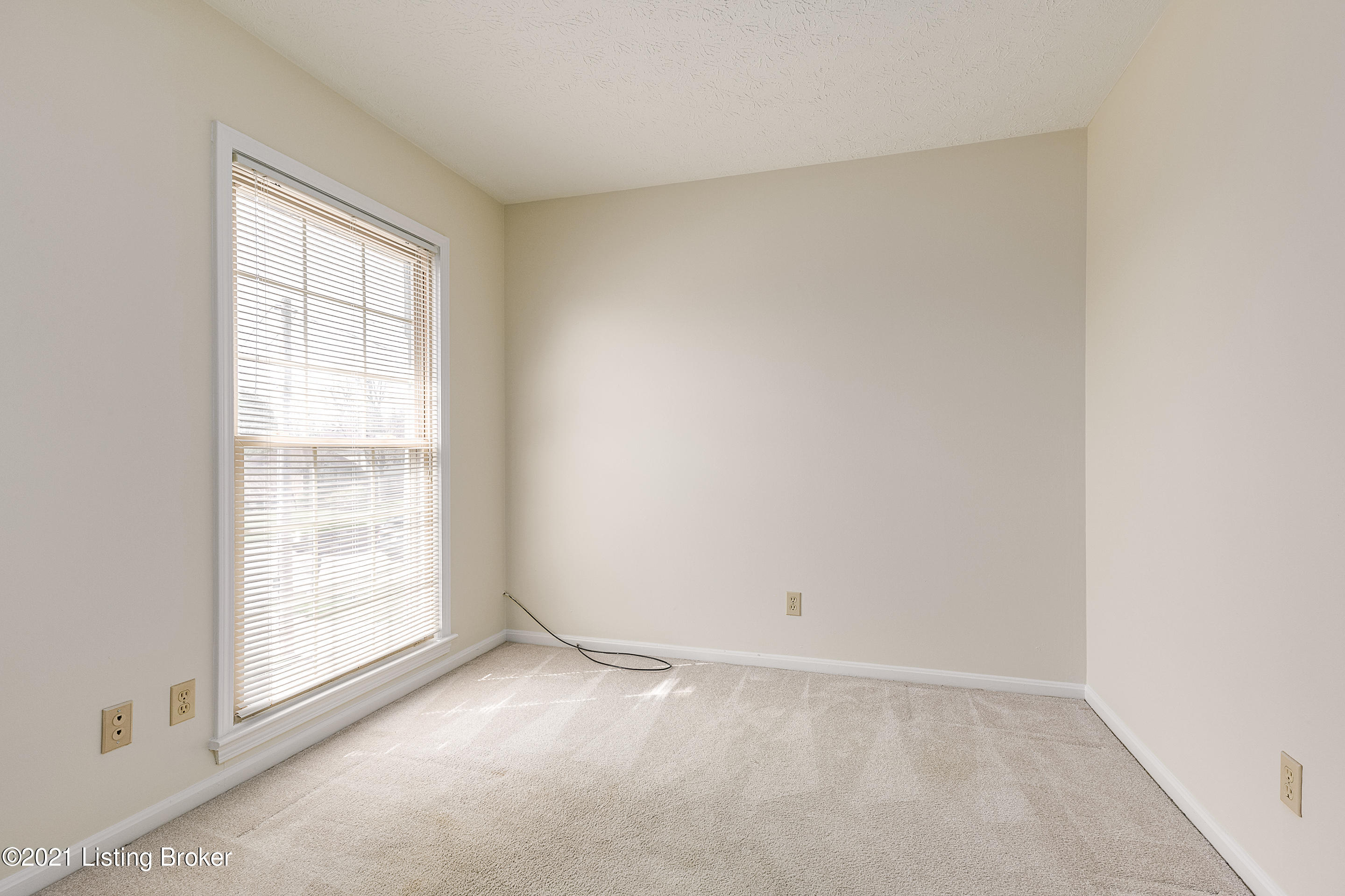 10611 St Rene Road Louisville, KY 40299 - Photo 19 of 42 Bedroom 4