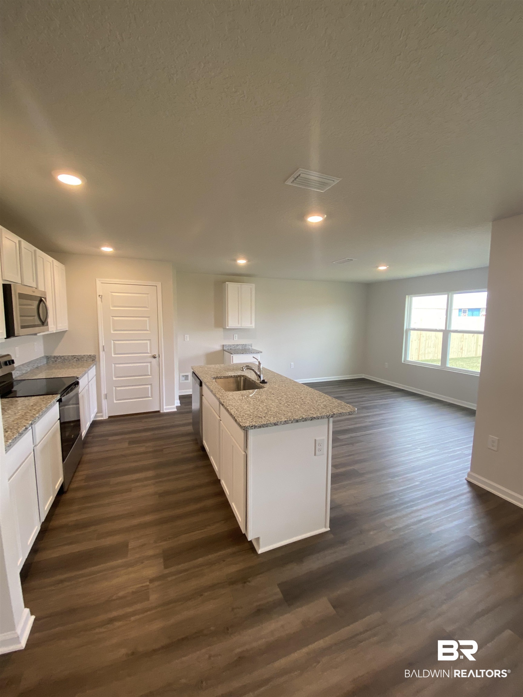 22325 Early Dawn Circle Foley, AL 36535 - Photo 4 of 30