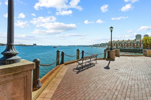 $1,000,000 | 50 Battery Street, Unit 303, Boston, MA 02109