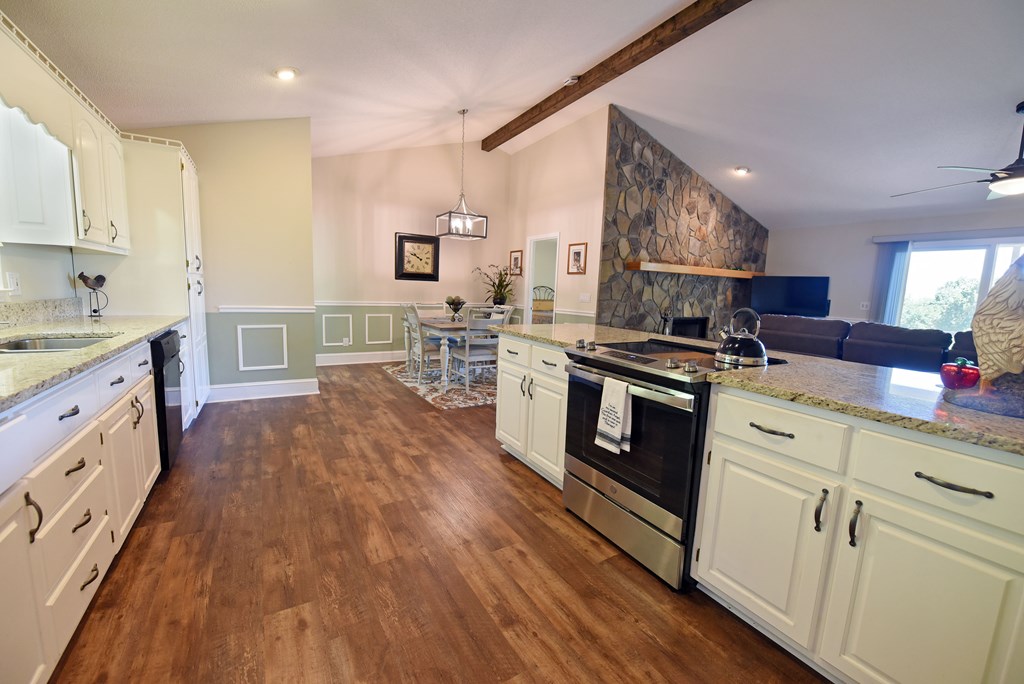 1303 Ramey Mountain Road Hiawassee, GA 30546 - Photo 14 of 49 Gallery Image 14