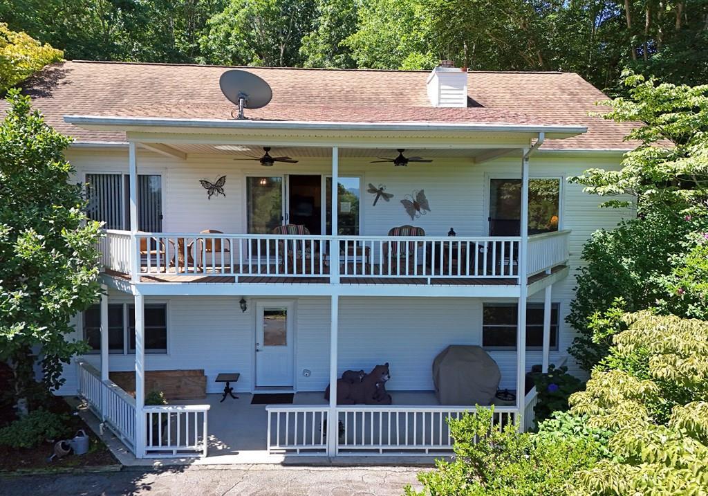 1303 Ramey Mountain Road Hiawassee, GA 30546 - Photo 4 of 49 Gallery Image 4