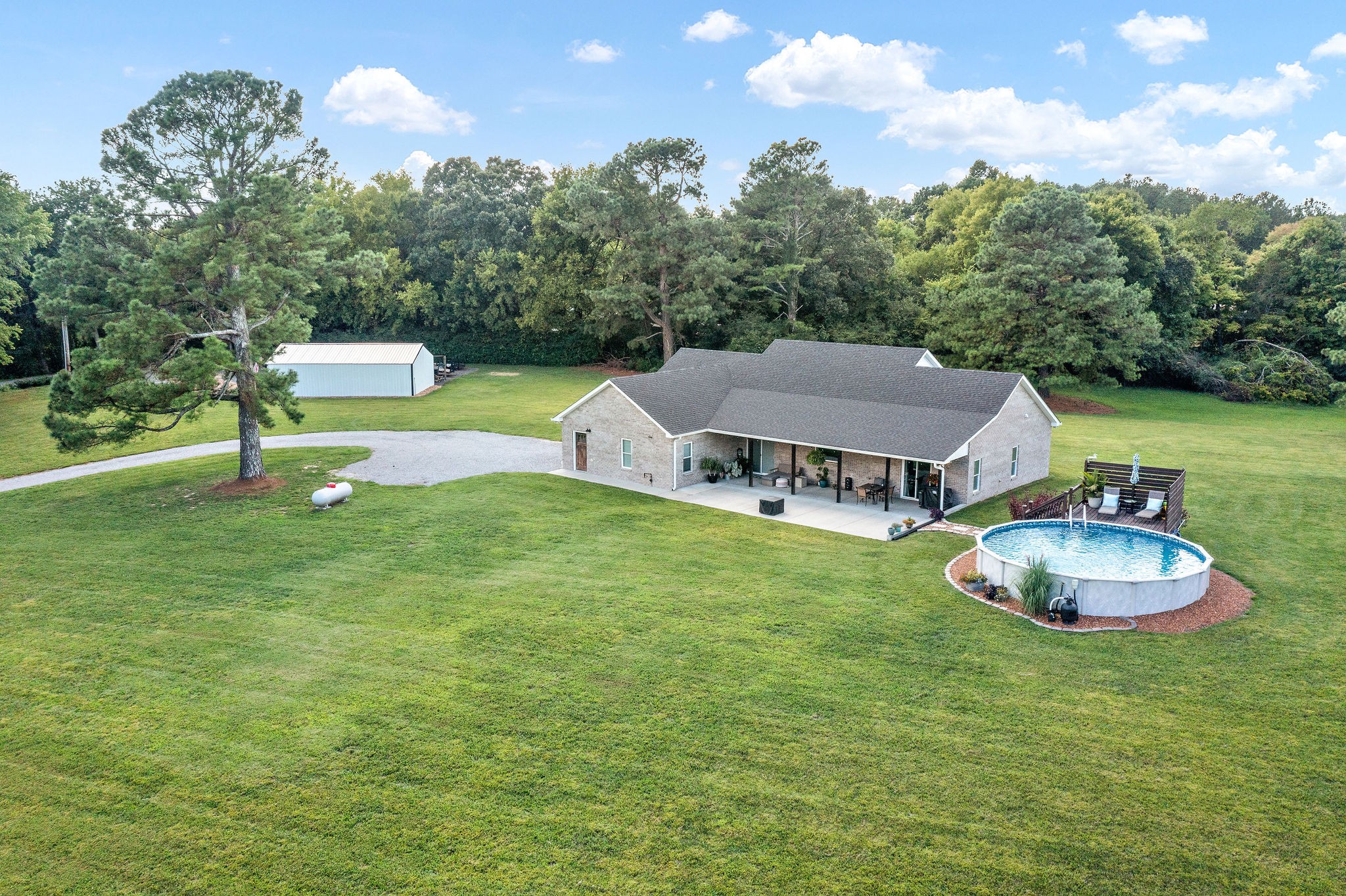 725 Adams Loop Tennessee Ridge, TN 37178 - Photo 1 of 62 Gallery Image 1
