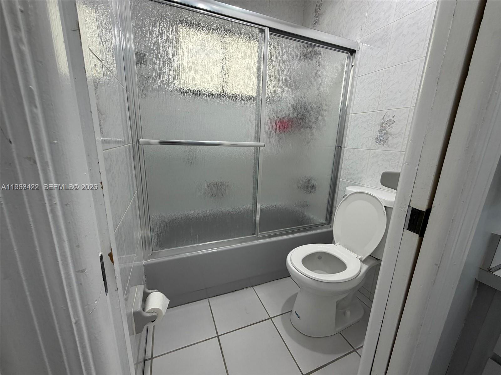 6541 Southwest 31st Street Miami, FL 33155 - Photo 13 of 25