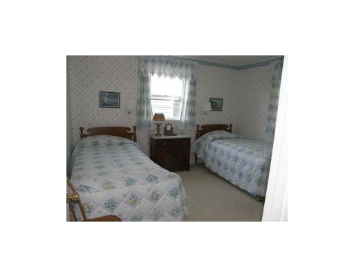 37 Massasoit Road Bristol, ME 04554 - Photo 8 of 9 Bedroom. twin bedroom