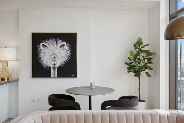 $2,995 | 1212 Demonbreun Street, Unit 1904, Nashville, TN 37203