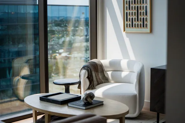 $2,995 | 1212 Demonbreun Street, Unit 1904, Nashville, TN 37203