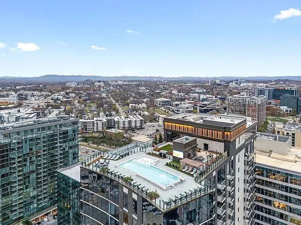 $2,995 | 1212 Demonbreun Street, Unit 1904, Nashville, TN 37203