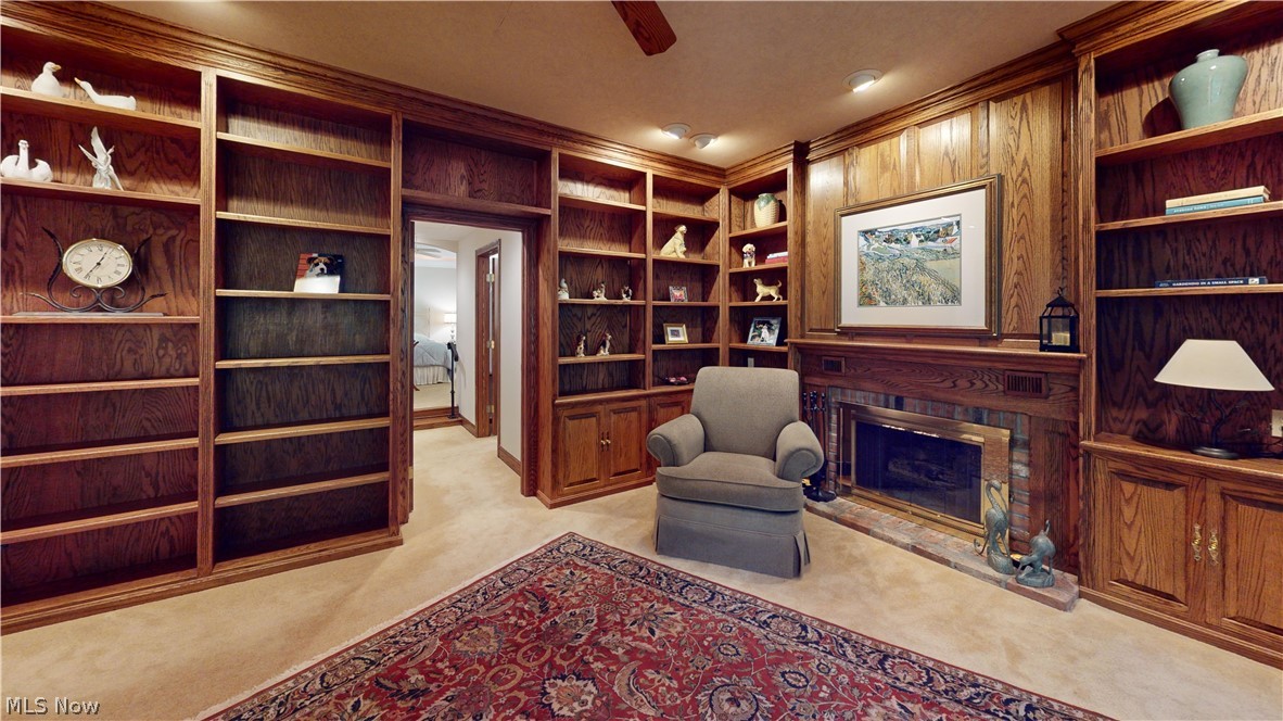 134 North Revere Road Akron, OH 44333 - Photo 23 of 46 Office with entry to primary ensuite