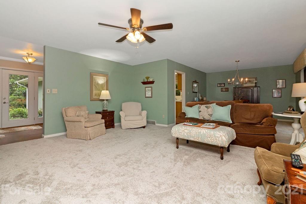 864 Tiptop Road Brevard, NC 28712 - Photo 8 of 29 Gallery Image 8