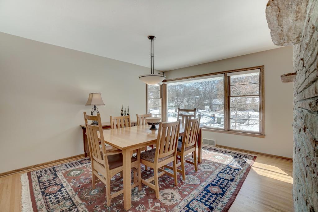 1649 Ridgewood Lane South Roseville, MN 55113 - Photo 12 of 24 Gallery Image 12