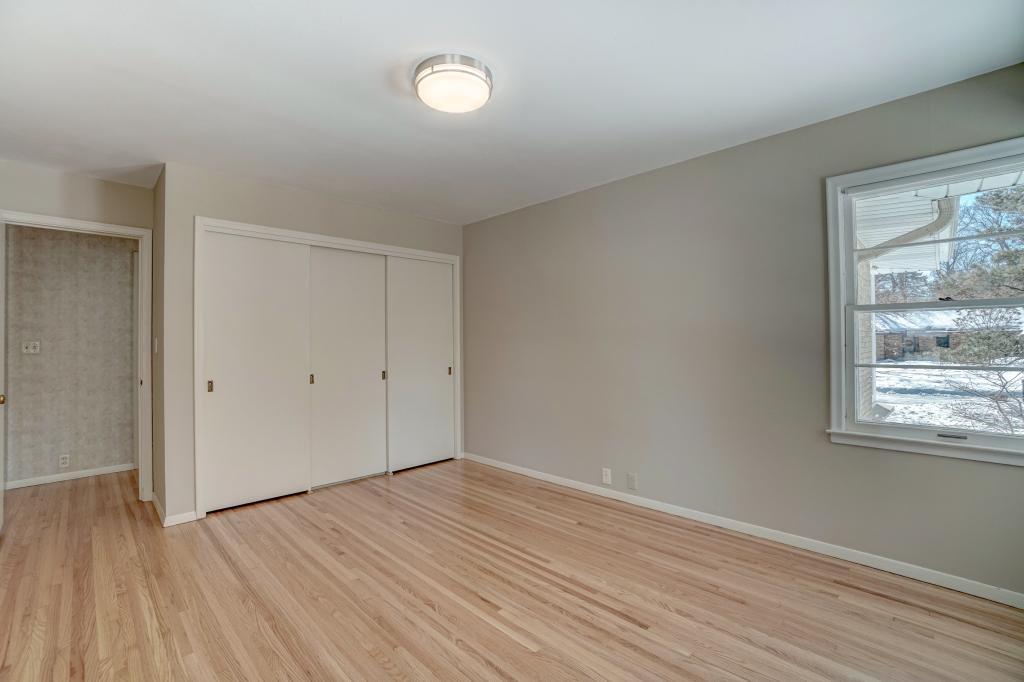 1649 Ridgewood Lane South Roseville, MN 55113 - Photo 15 of 24 Gallery Image 15