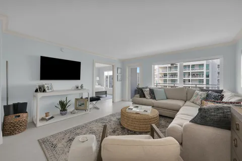 $624,900 | 3114 South Ocean Boulevard, Unit 705, Highland Beach, FL 33487