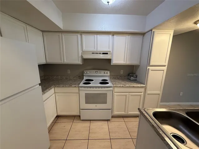 $1,400 | 720 West Columbia Avenue, Kissimmee, FL 34741