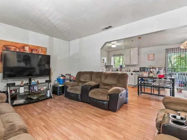 $200,000 | 2526 Old Bainbridge Road, Tallahassee, FL 32303