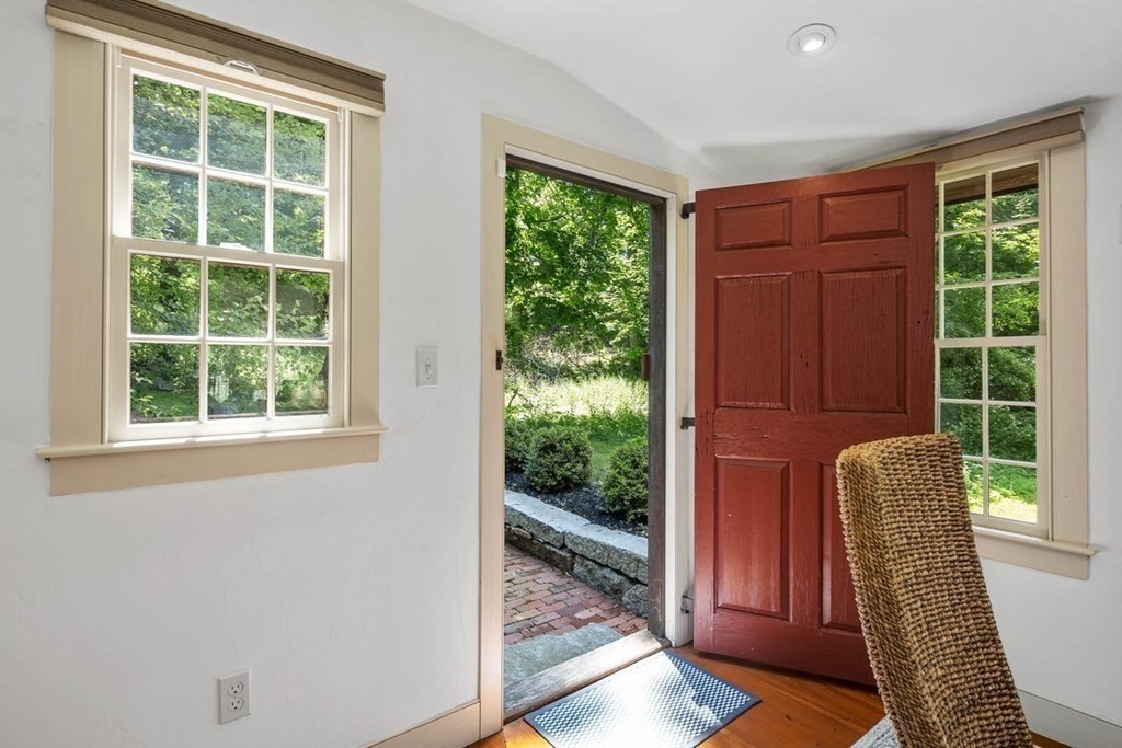 36 East Street Hingham, MA 02043 - Photo 27 of 37