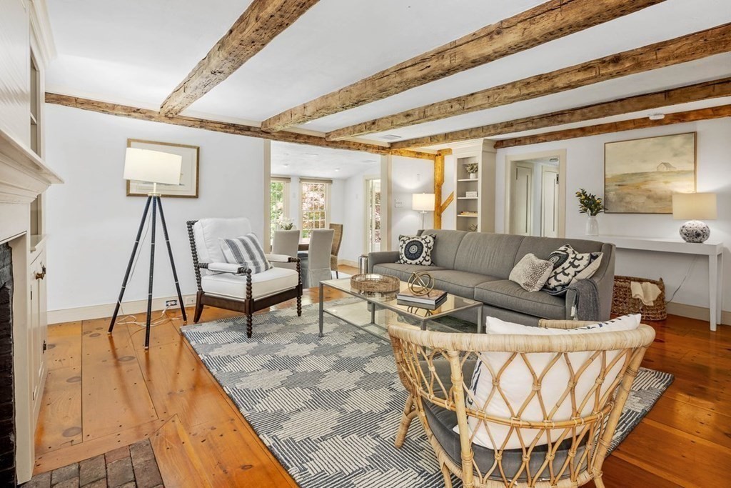 36 East Street Hingham, MA 02043 - Photo 9 of 37