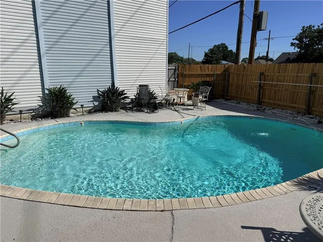 $1,000 | 2201 Houma Boulevard, Unit 108, Metairie, LA 70001