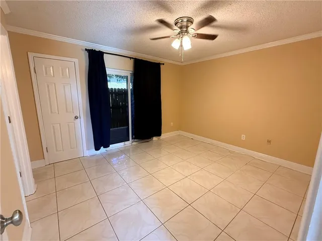 $1,000 | 2201 Houma Boulevard, Unit 108, Metairie, LA 70001