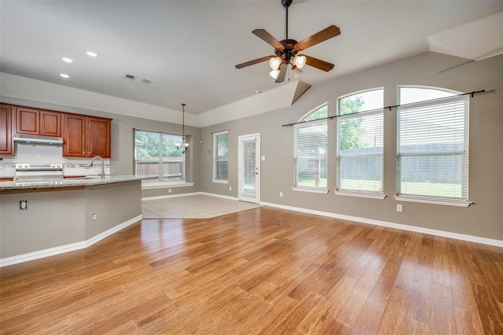 303 Ravenna Road Lake Dallas, TX 75065 - Photo 13 of 25