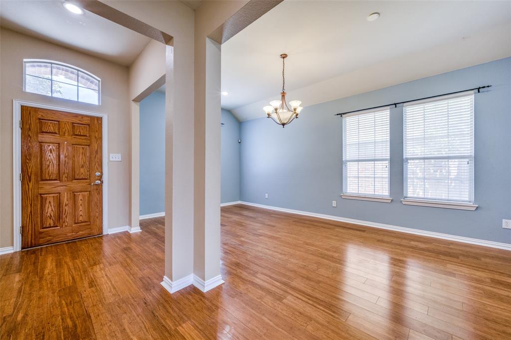 303 Ravenna Road Lake Dallas, TX 75065 - Photo 4 of 25