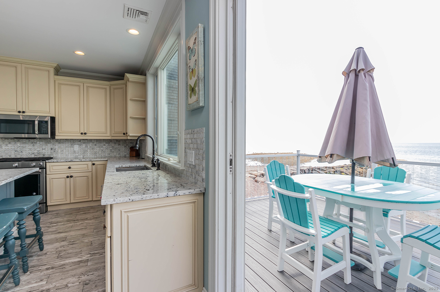 2131 Fairfield Beach Road, Unit YR Fairfield, CT 06824 - Photo 11 of 36