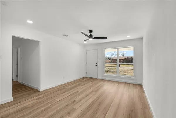 $242,999 | 751 Ivywood Drive, Dallas, TX 75232