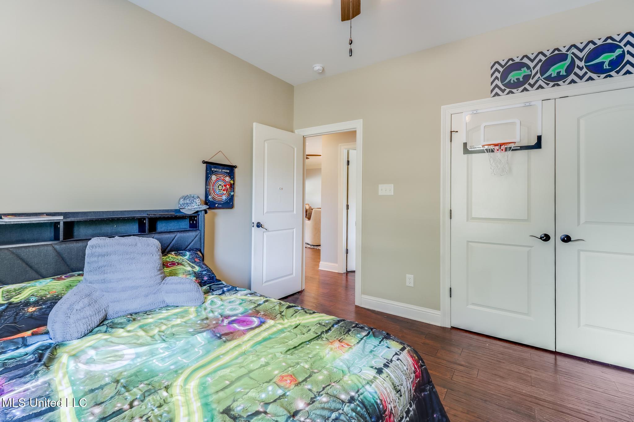 8112 Clamshell Avenue Ocean Springs, MS 39564 - Photo 18 of 27 Photo Sep 11 2025, 2 53 53 PM (1)