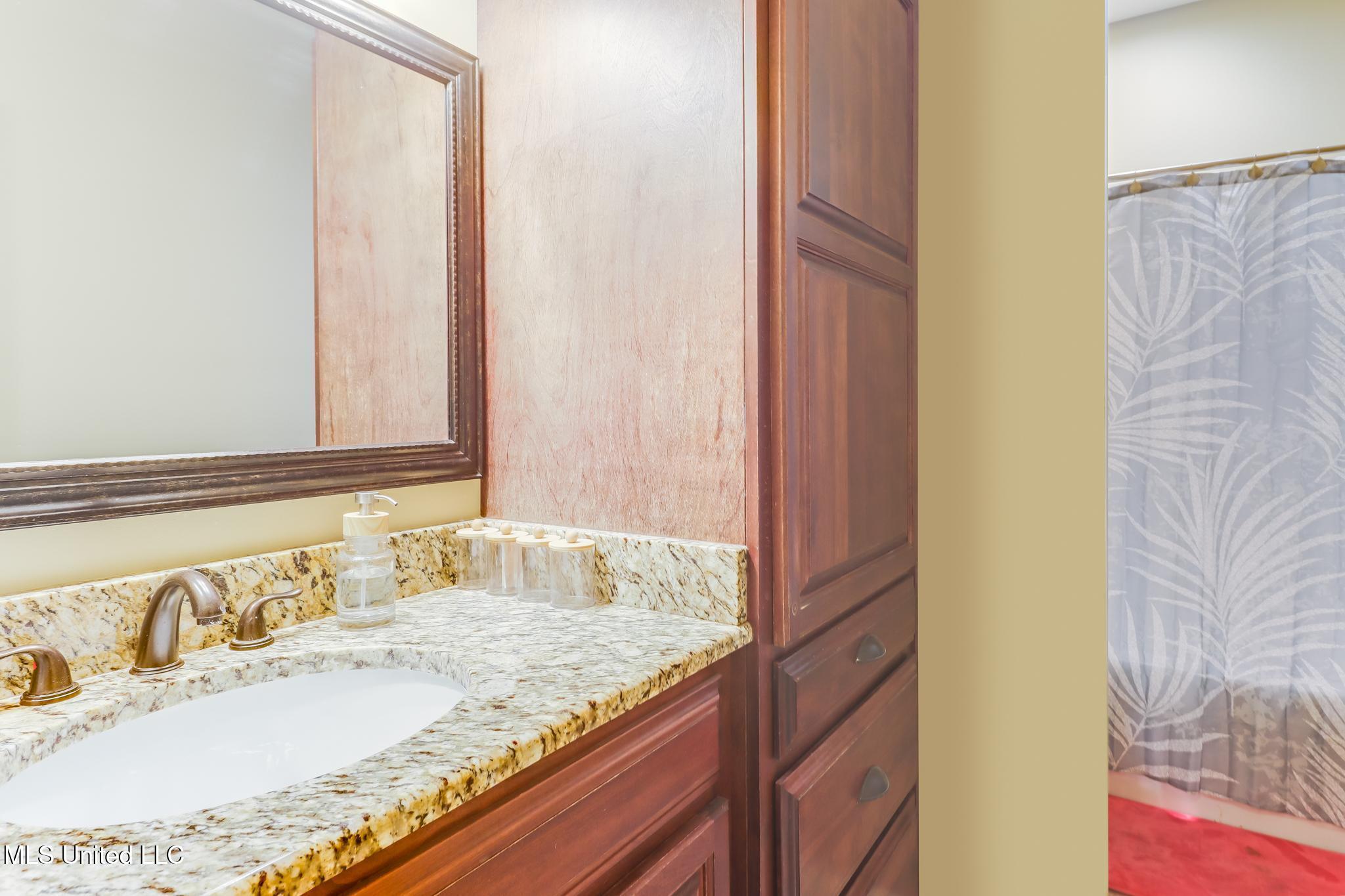 8112 Clamshell Avenue Ocean Springs, MS 39564 - Photo 20 of 27 Photo Sep 11 2025, 2 54 32 PM