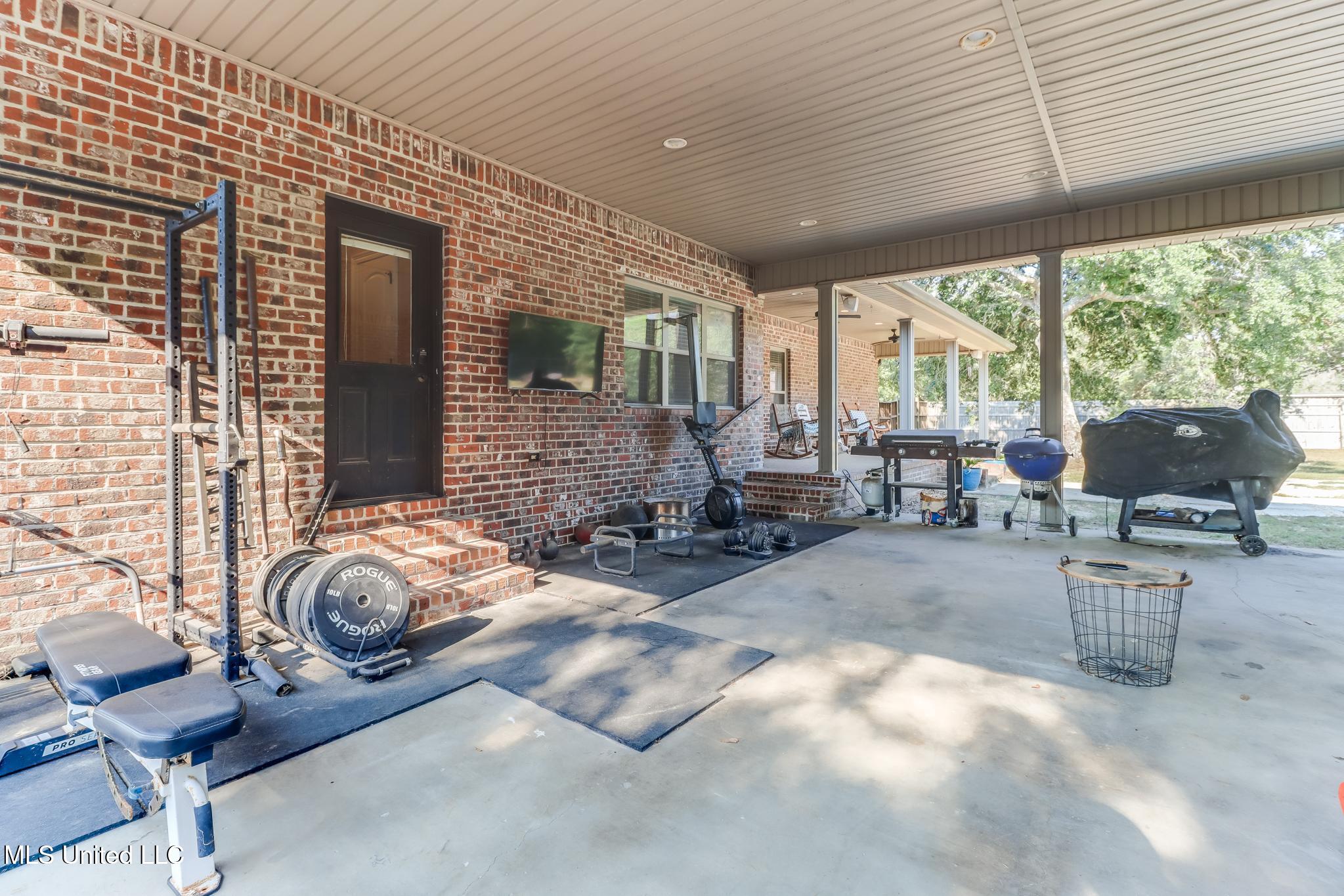 8112 Clamshell Avenue Ocean Springs, MS 39564 - Photo 23 of 27 Photo Sep 11 2025, 3 05 33 PM