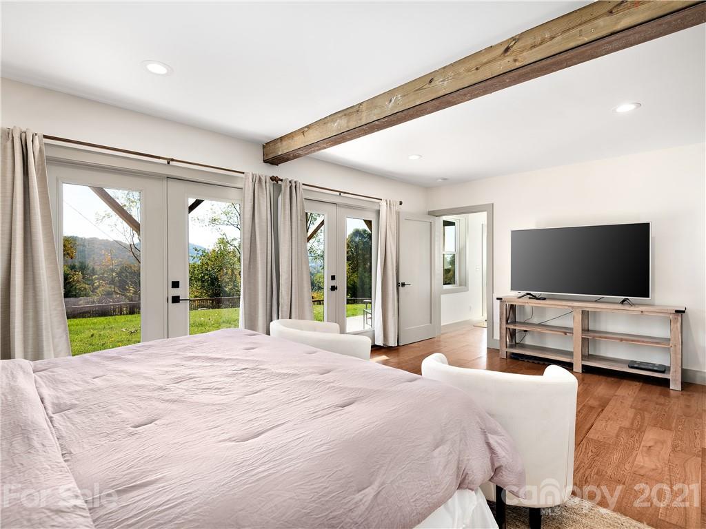 24 Lookout Road Asheville, NC 28804 - Photo 18 of 45 Gallery Image 18