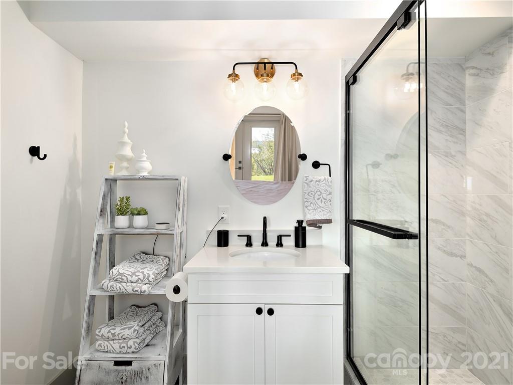 24 Lookout Road Asheville, NC 28804 - Photo 19 of 45 Gallery Image 19