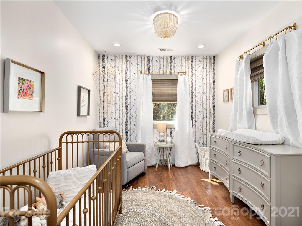 24 Lookout Road Asheville, NC 28804 - Photo 34 of 45 Gallery Image 34