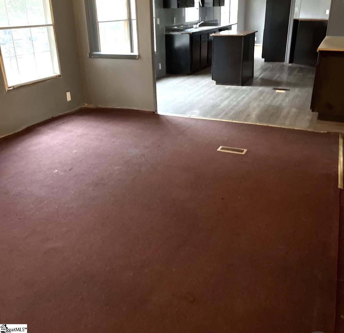 123 White Horse Rd Extension Greenville, SC 29605 - Photo 4 of 9